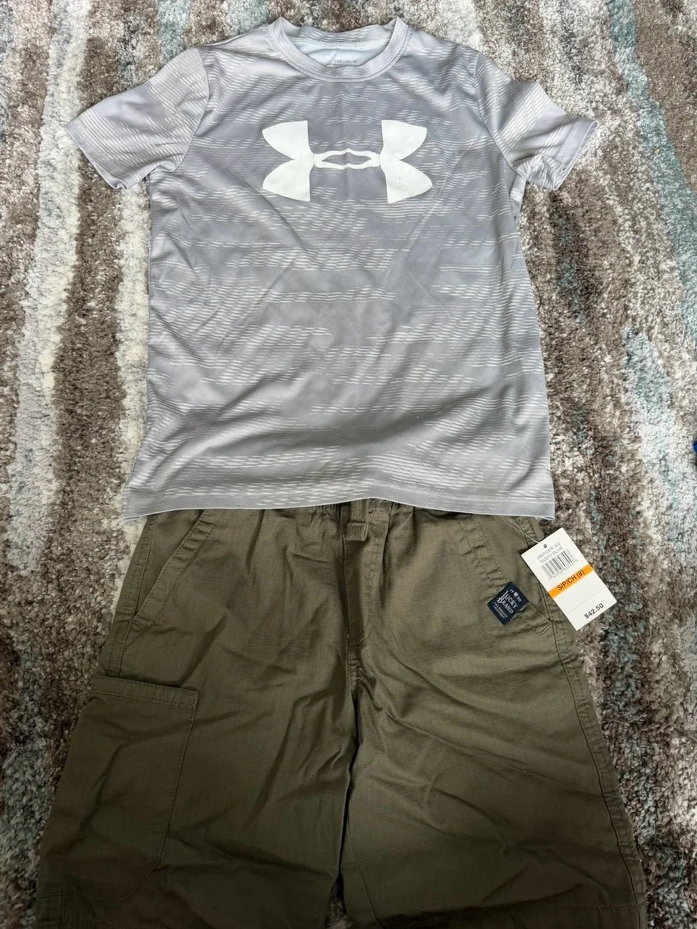 Under Armour Boys' Gray Logo l Tee size M NWT lucky brand green shorts size S 8